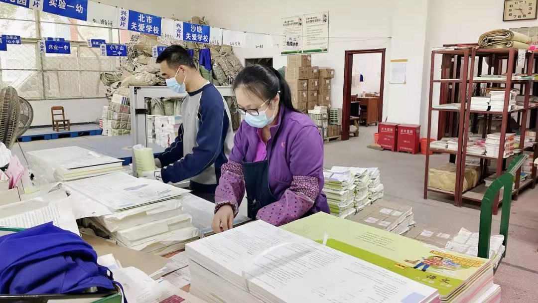 战疫情、保生产，广西新华书店集团全力保障2022年春季“课前到书”