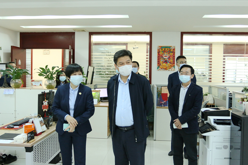 广西新华书店集团股份有限公司领导春节前夕到在邕子公司走访调研