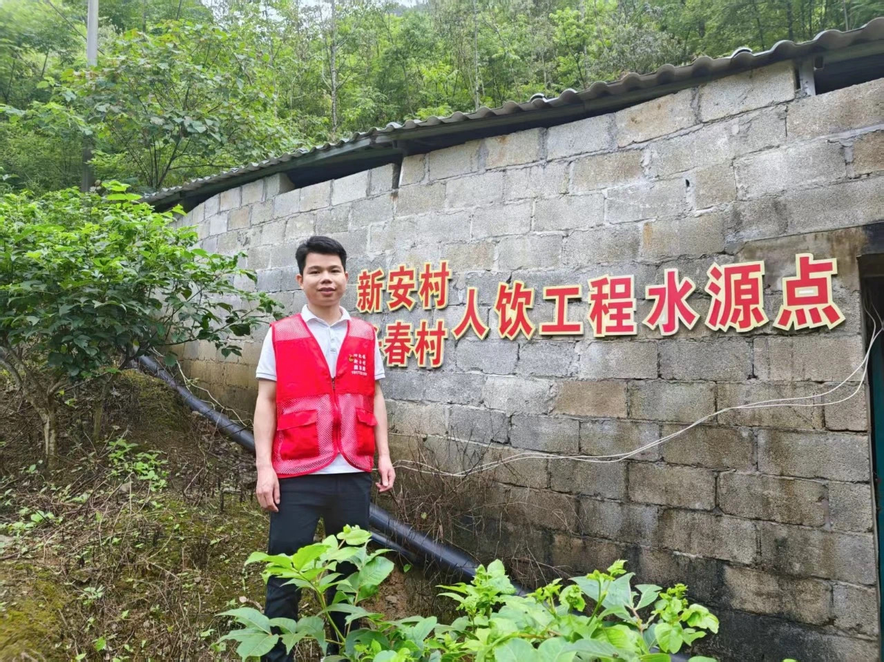 驻村干部谈变化 | 一口井与“一本书”见证青春奋斗足迹